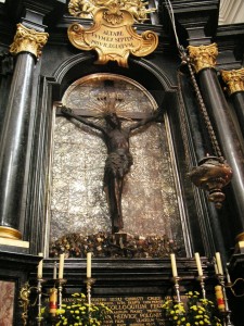 Czarny Krucyfiks w Katedrze Wawelskiej